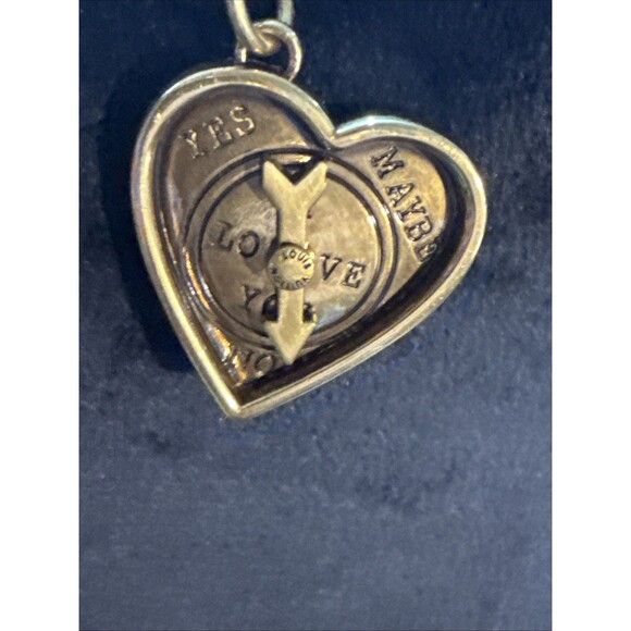 Unbranded Large Gold Tone Heart Shape Moveable Arrow Charm w/ 23” Necklace L-V - Picture 7 of 11